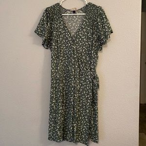 Women’s Universal Thread Wrap Dress